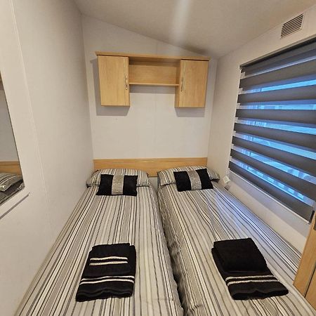 Tattershall Lakes Hot Tub Lodge Breaks 외부 사진